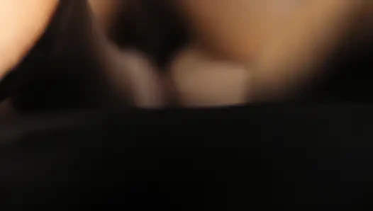 NEUES, ÜPPIGES INDO-MÄDCHEN IN EINER KLEINEN MASSAGE, SOFORT VOR DEM NEUESTEN INDO BOKEP