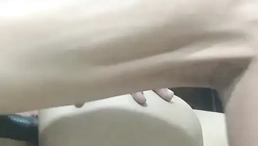 Popping sound when  cum to her pussy