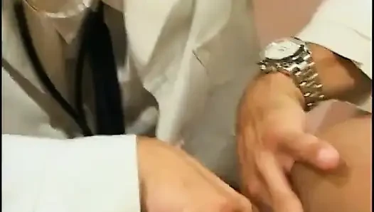 Black nurse in stockings sucks the doctor's dong on her knees
