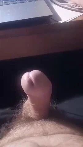 Who wants to make me cum ?
