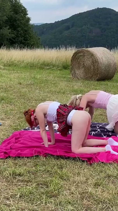 No Panties Yoga Outdoor Girls in Shortest Miniskirt Skirts | Clip 2