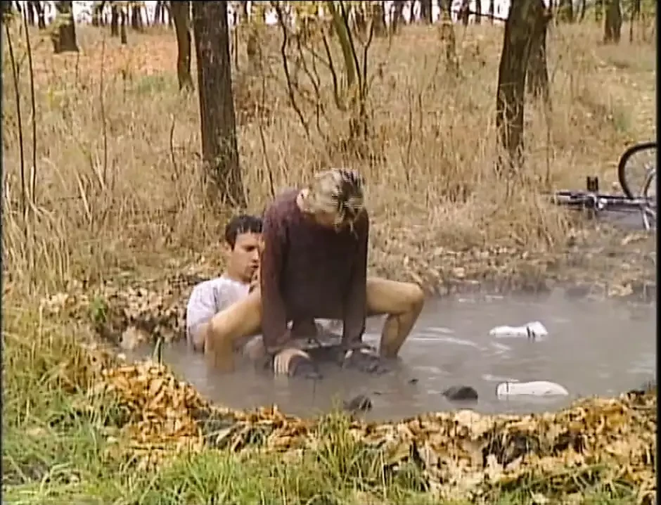 In den Schlamm geworfen (Full Movie)
