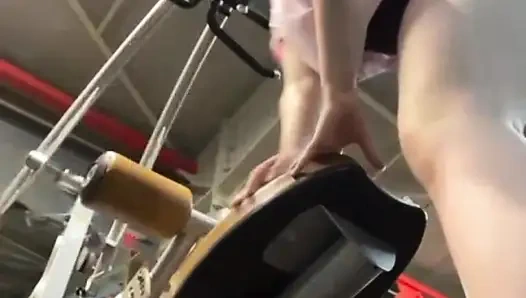 Jucielussie workout in the gym