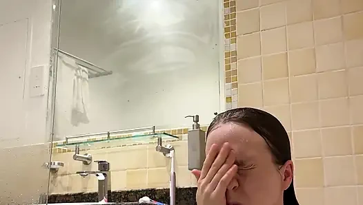 Rasiere Meine Pussy Ganz Glatt