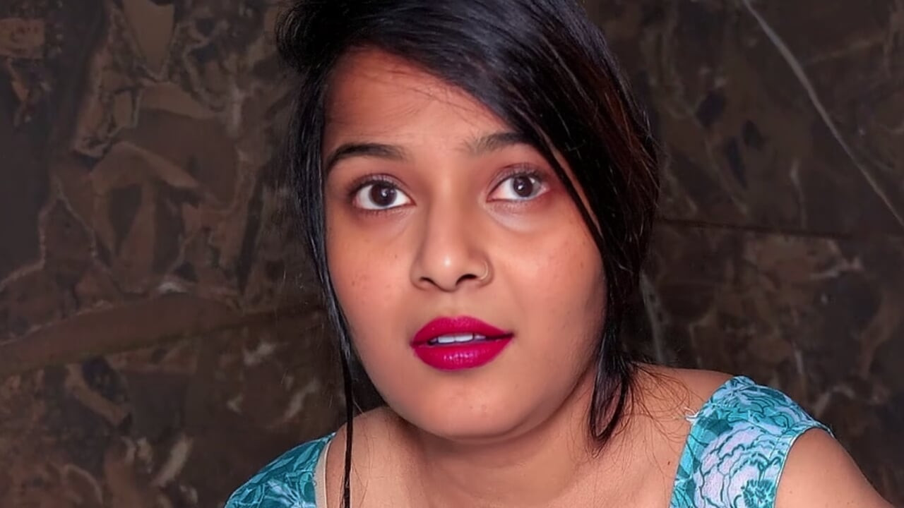 Indiana madrasta e enteado fodendo em close-up com áudio hindi