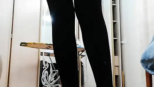 Nyonya dengan stoking mempermalukan. Lebih dari aku di tg: legs_olga