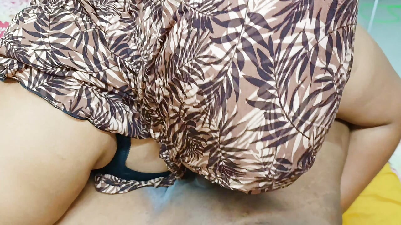 Desi village outdoor girls came home and sucked dick