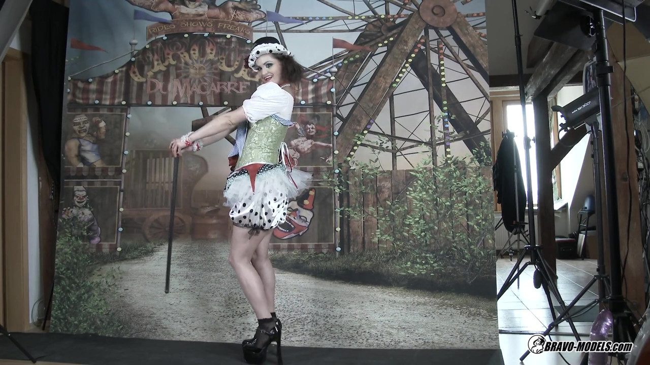 バーバラ・ビーバー - 396 - バックステージ写真撮影