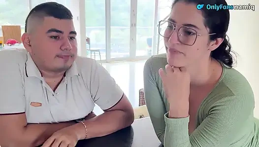 Untreue schlampe fickt das erste, das wächst