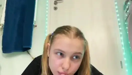 Sexy sloppy Blowjob with jucielussie