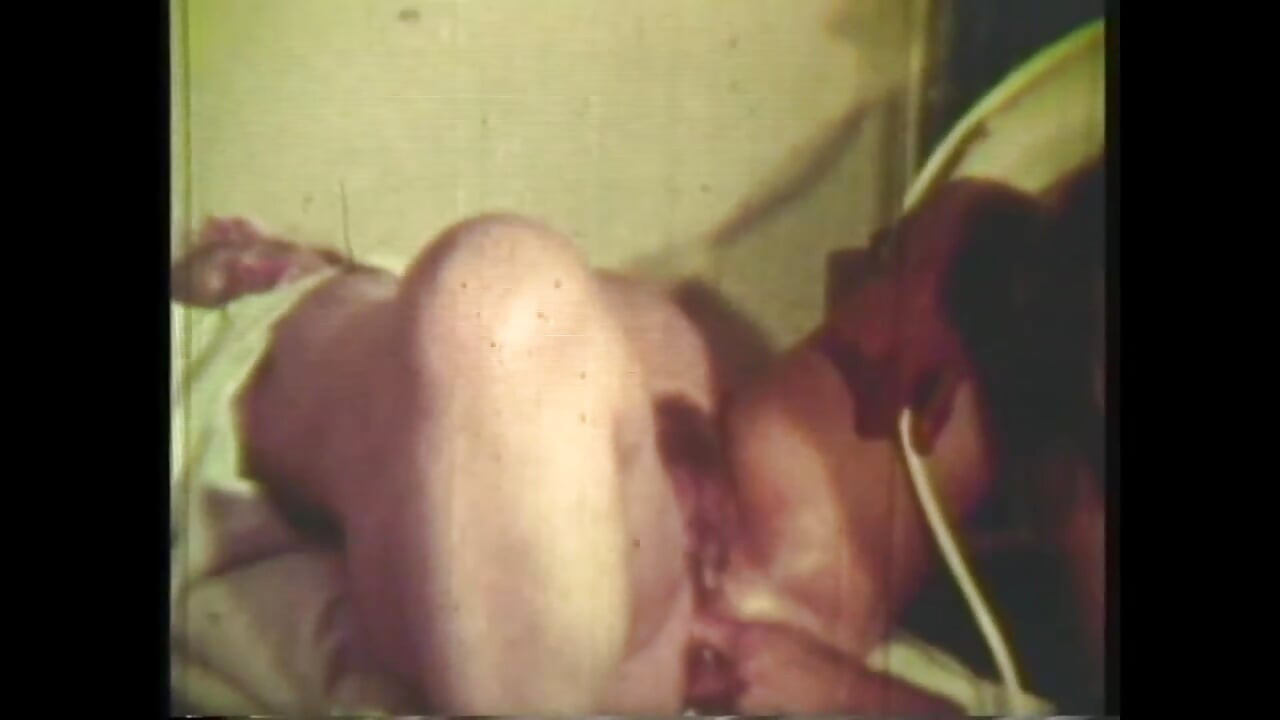 Steve Douglas หมอลามก