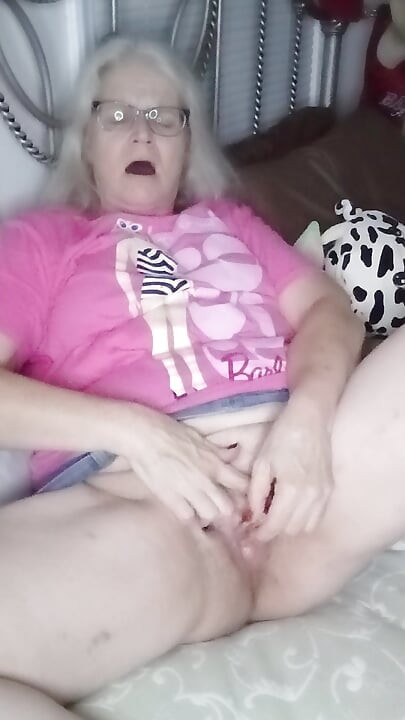 Kom Jerkoff med mig! Het MILF BBW gnuggar ut en och kommer hårt!