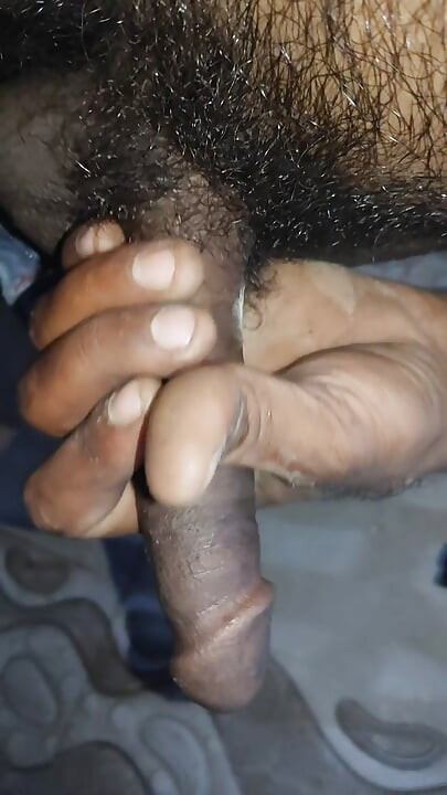 Delhi boys hand job sex videos Hindi indian bathroom hand job