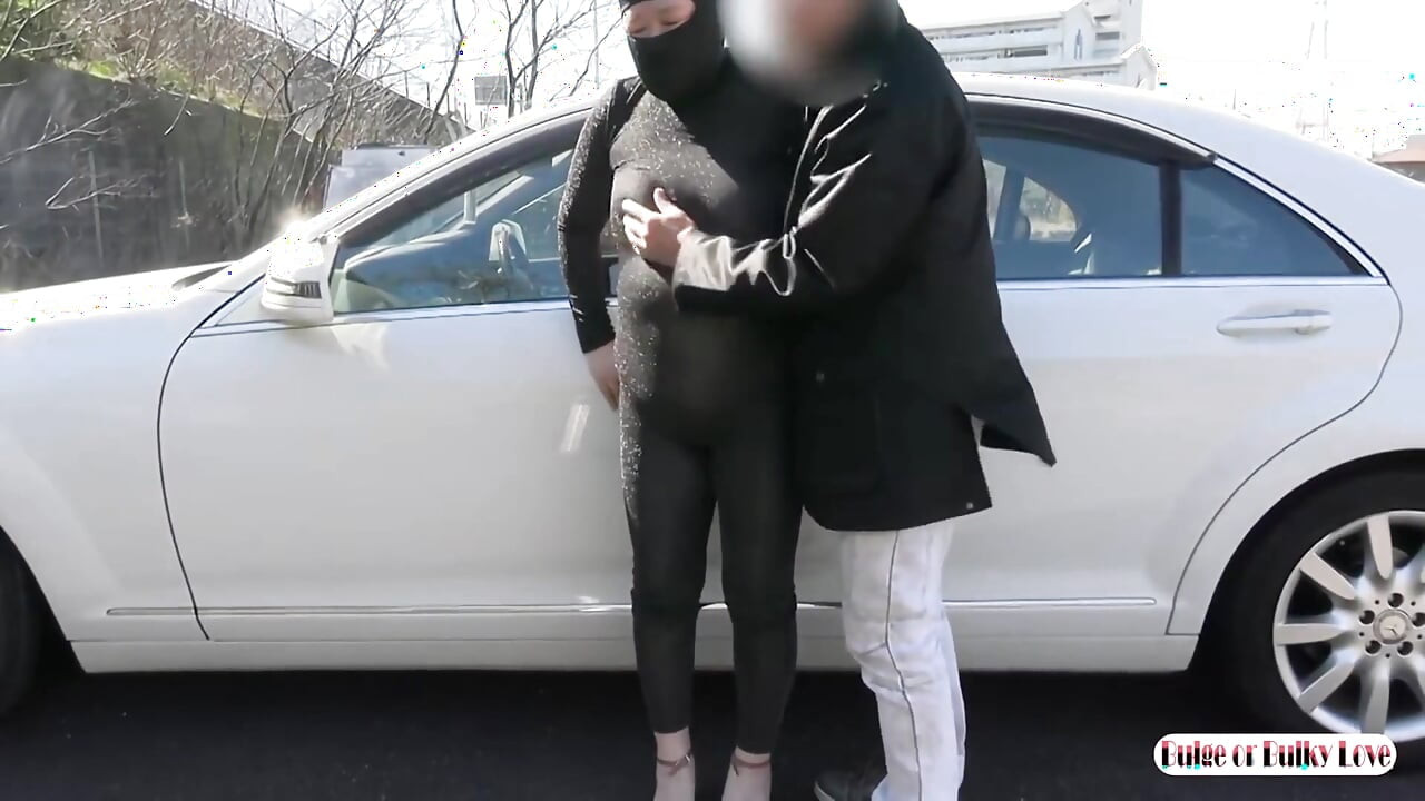 Soție cu țâțe mari, sex cu ejaculare înăuntru groasă și nerușinată. Videoclip privat cu matură dolofană, trebuie să vezi!