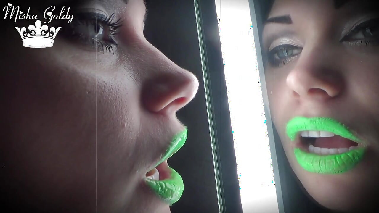 Mesmerized phosphoric glossy green lips