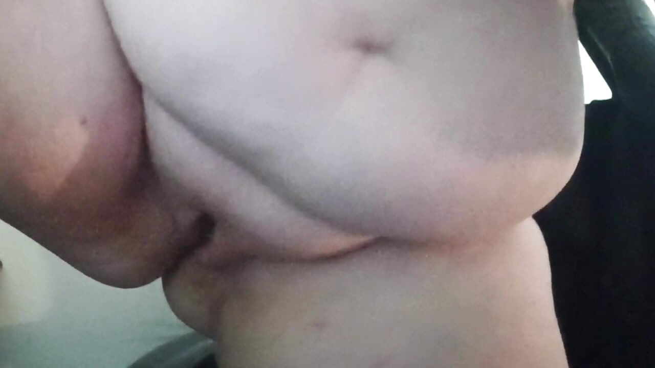 Stepmom makes a video for her stepson to relieve himself!!! He gave a little help with the pain.