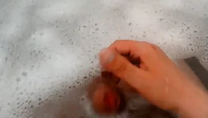 Onanieren in der Wanne