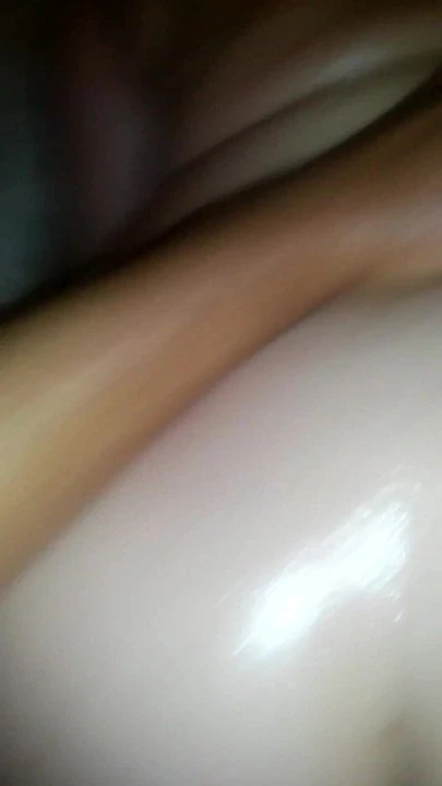 Pawg telling me im tearing the pussy up lol