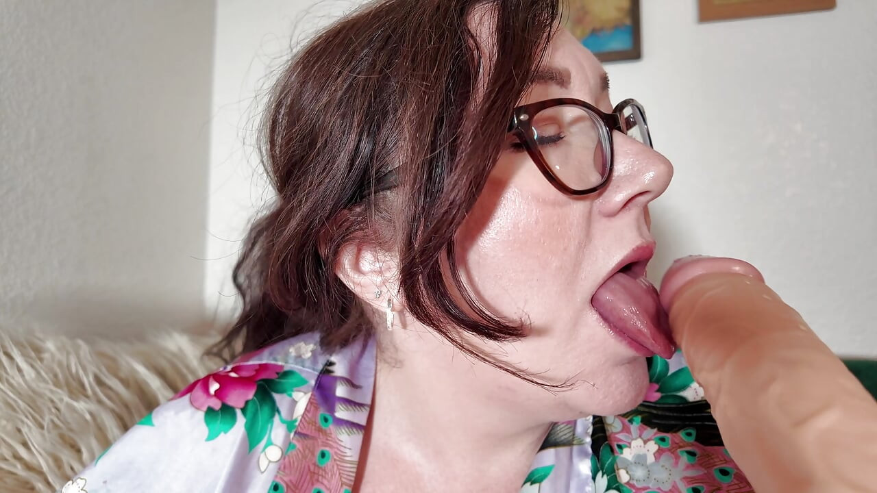 Stepmommy’s Pretty Face Makes You Cum - Taboo Face Humping and Cumshot