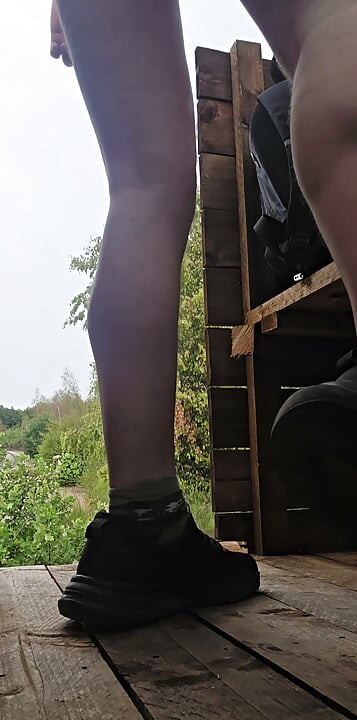 Dildo riding in the Eifel on a high seat in the Hürtgen Forest