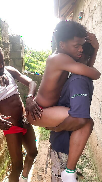 Threesome How I was fucked bareback