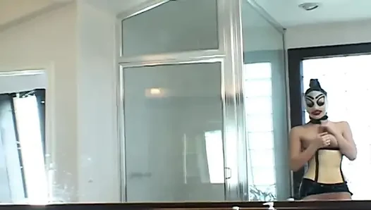 Cewek nakal didominasi dientot sama dua kontol