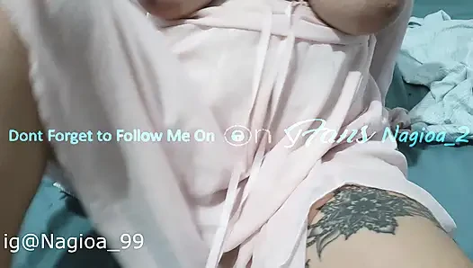 Beautiful plus-size woman masturbates with her fingers and zooms in on her vagina - TRAILER