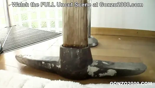 Erotischer rumänischer pornostar clara g masturbiert zu gonzo2000