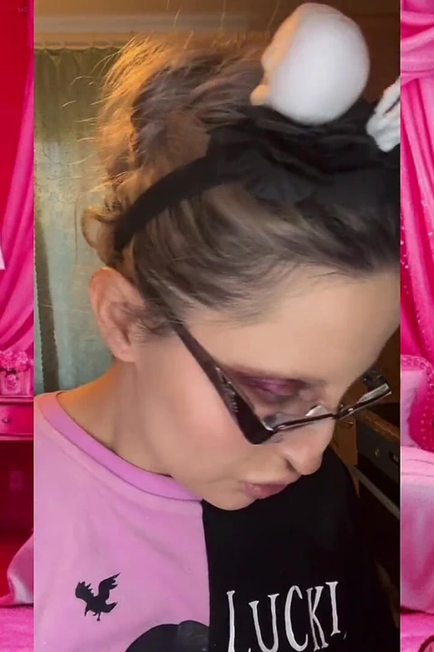 你不再是男人了 - 你是我女性化的娘娘腔 - 由 findom 门挖掘师制作的 asmr 变形剪辑