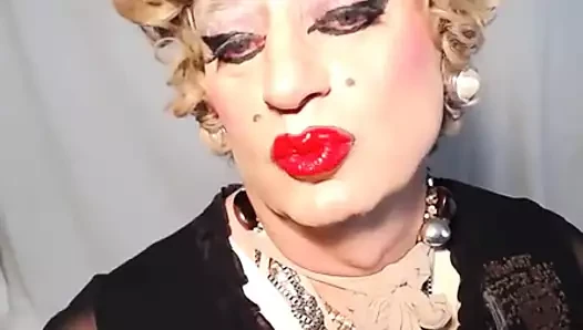 VIDEO 884
