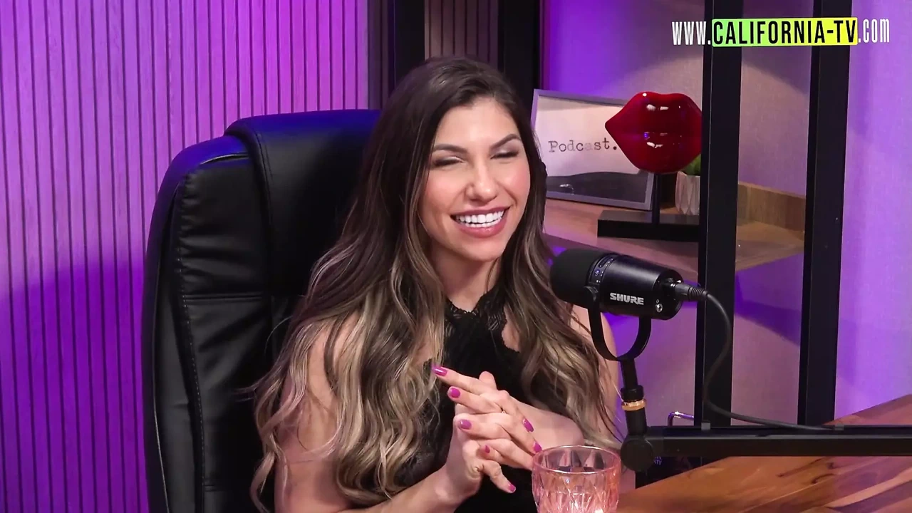 淫荡的金发女郎：3000次做爱、肛交和口交 - 色情体验！