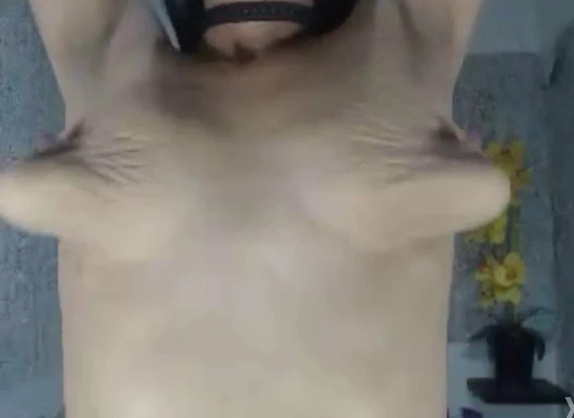 Perfect empty saggy tits shake (short video)