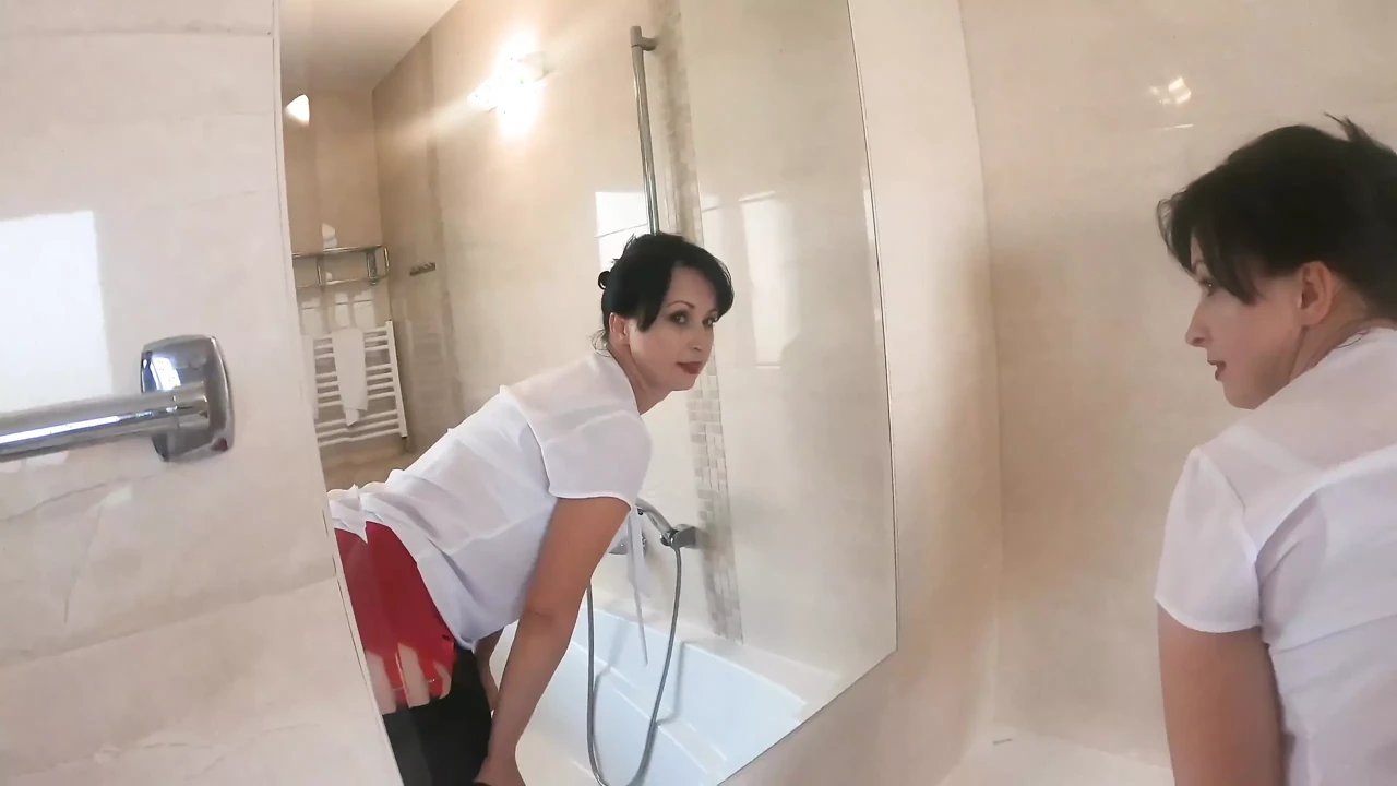 Sweet Golden Shower