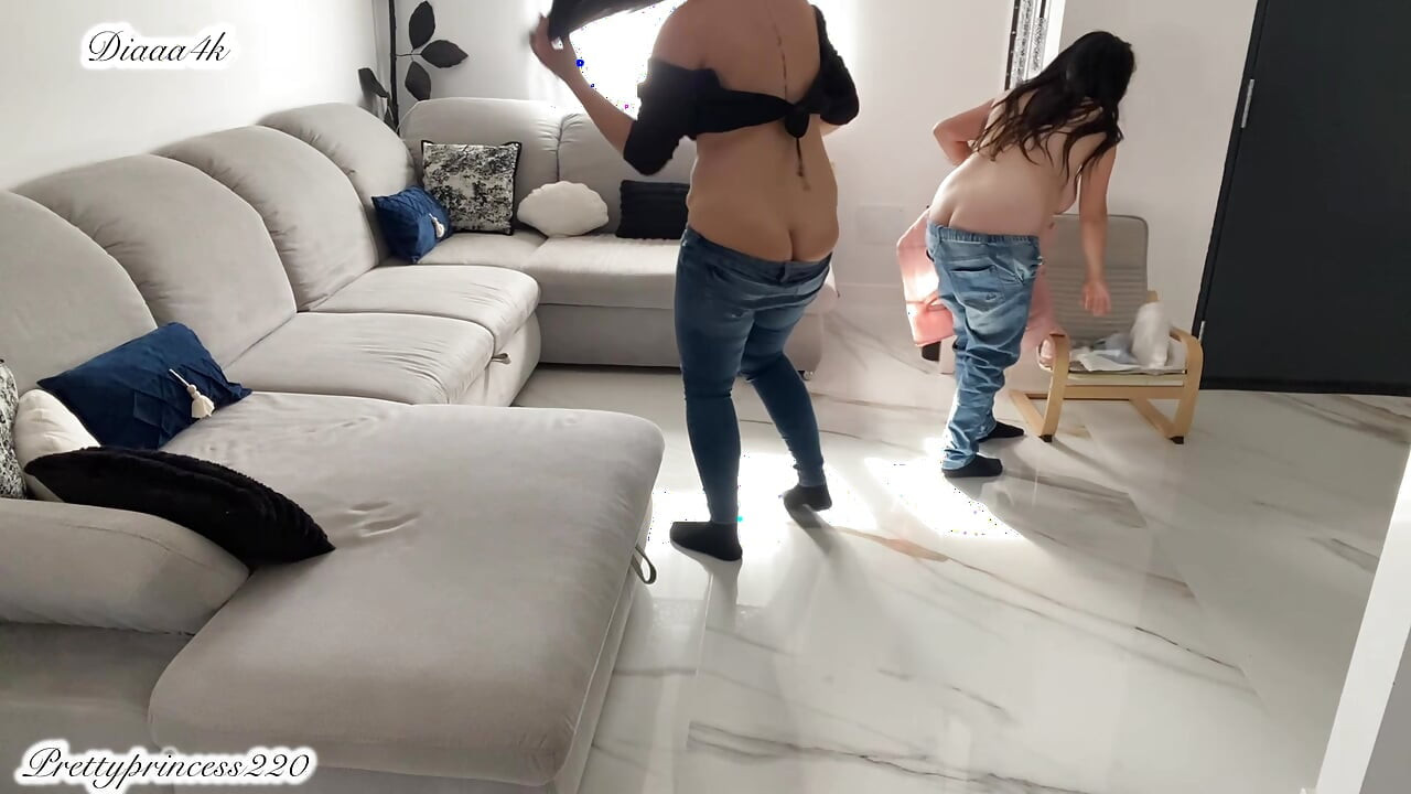 当我们部落之家时, 屁股牛仔裤