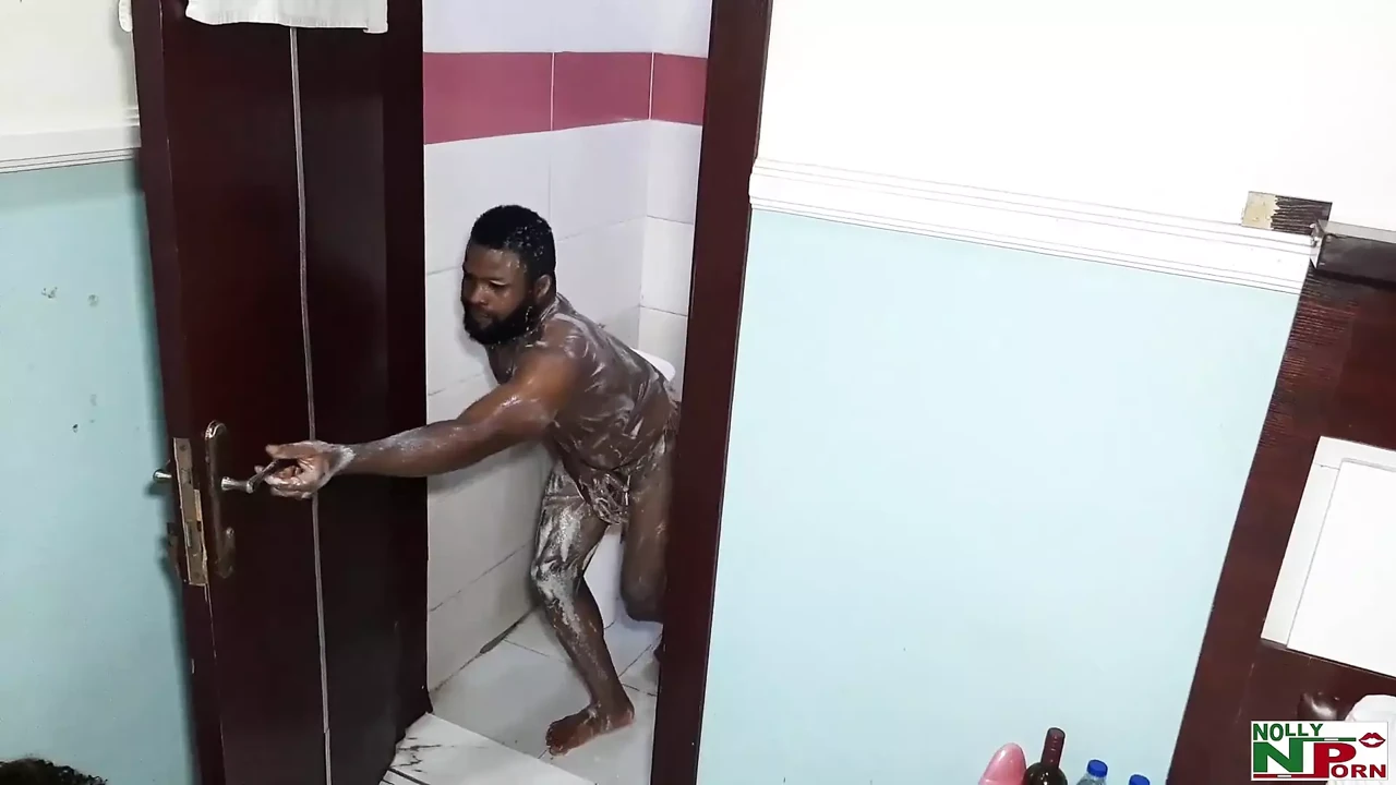 Krissyjoh Uses His Girlfriend to Entertain His Friend Who Visited Him for Holiday