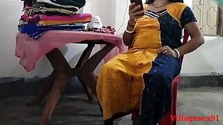 Sonali comparte su coño en casa (video oficial por villagesex91)