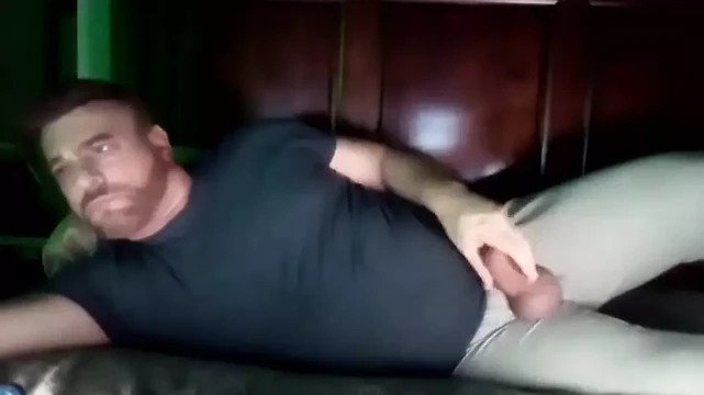 Sexy Wanking Bedtime
