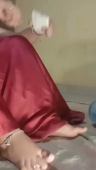 Indian bhabhi get fucked by devar with Clear Hindi audio | Clip 1
