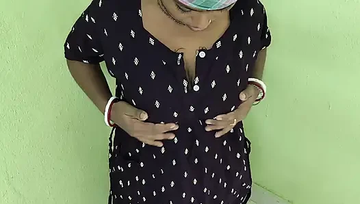 Pertunjukan kamar mandi pertamaku