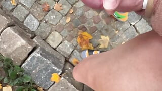 Volim biti gola i moj kurac svršava