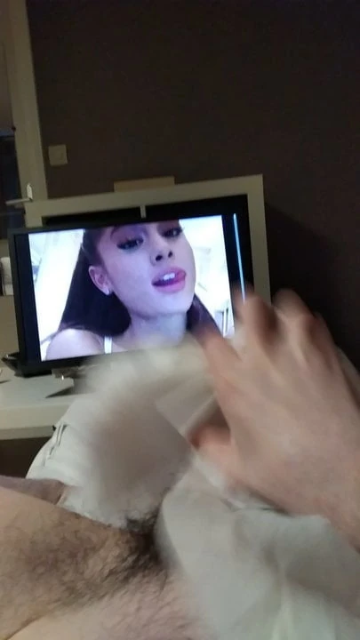 Penghargaan mani muncrat Ariana grande