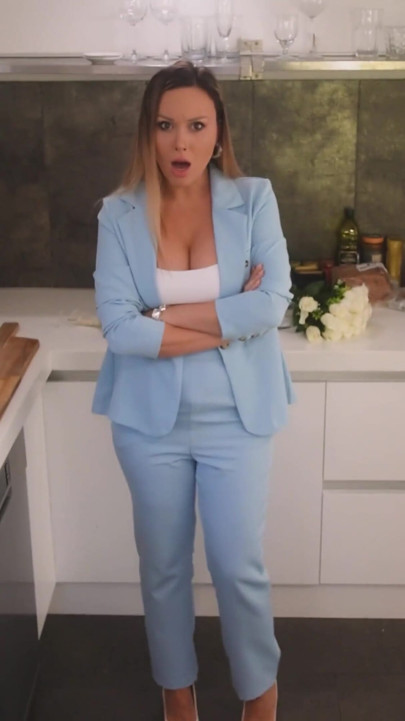 Drama domnișoarei de onoare sexy cu Jadilica și Lily Blossom | Clip 2