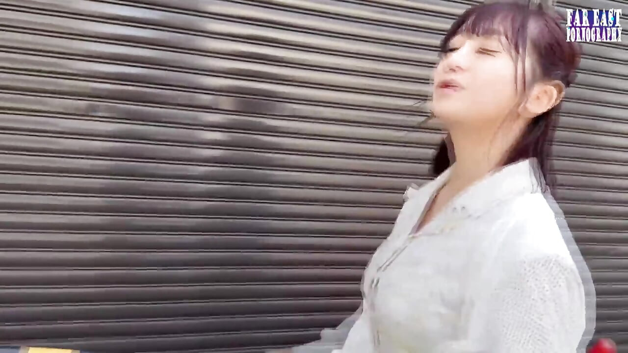 Deep-core Gulp Bliss as She Savors Every Warm Drop in a Dual-mouth Climax Date - 14