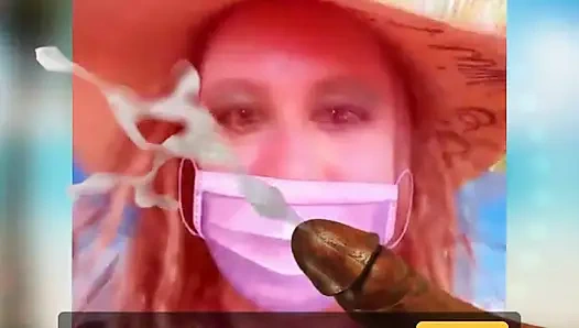 Загипнотизирована, чтобы съесть свою собственную сперму