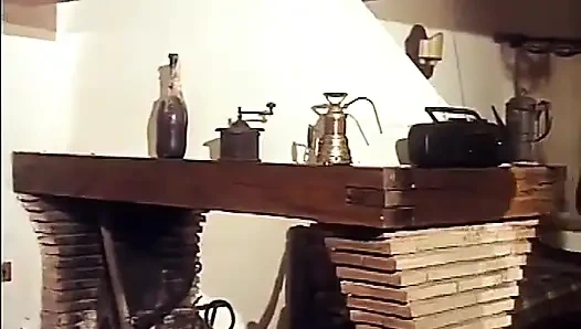 ITA Moana Pozzi ve Angelica Bella eğlenmeniz için performans sergiliyor