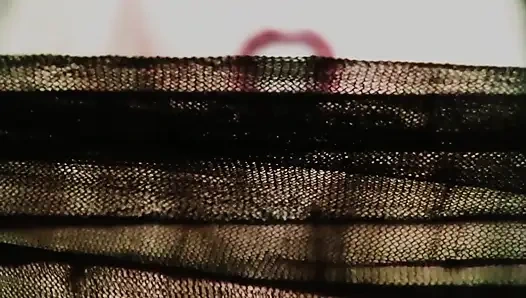 Naylon boyun eğmeme bastırılmış