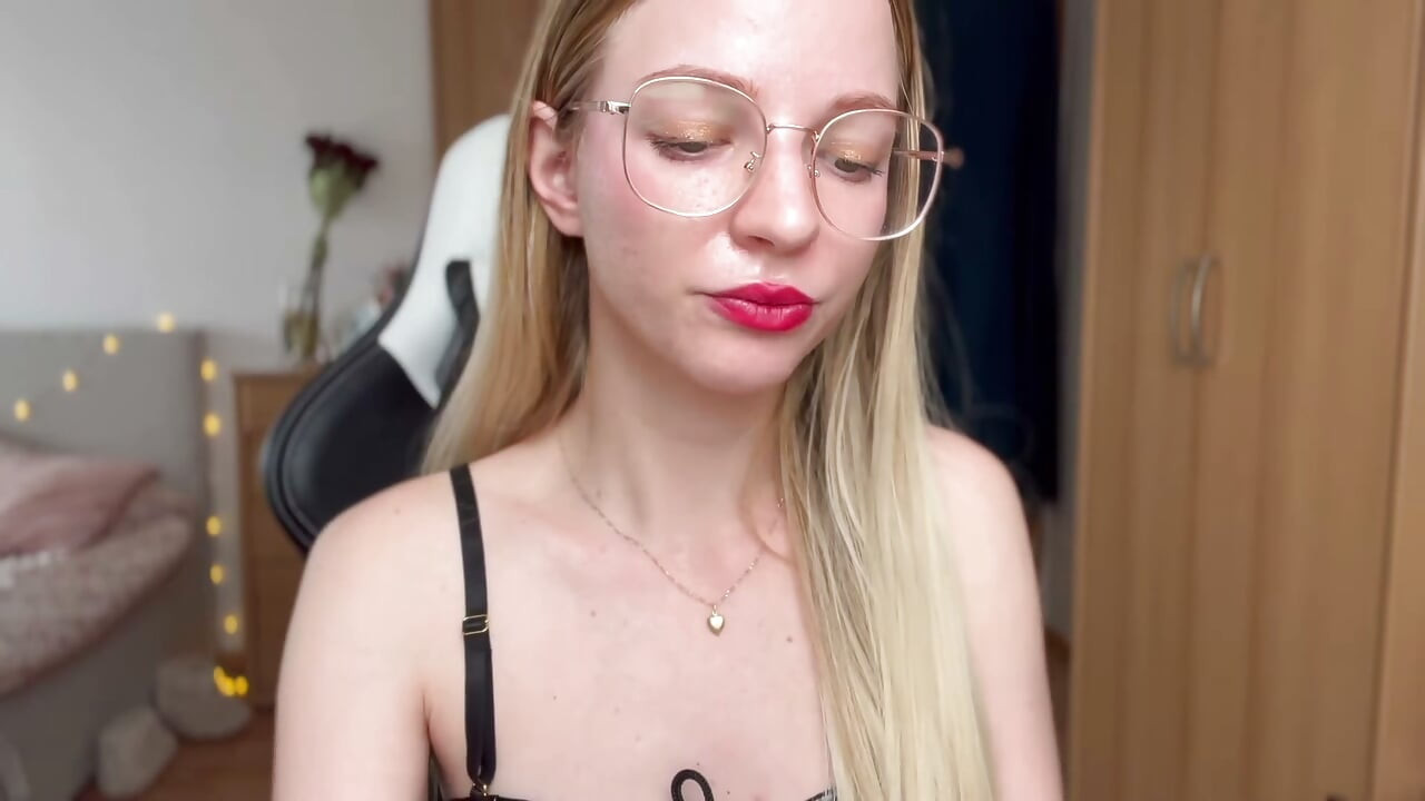 Juego de roles de Asmr - tratamiento inapropiado y grosero