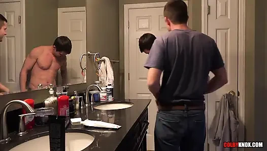 Colby ve Mickey Bareback ile banyo şipşağı