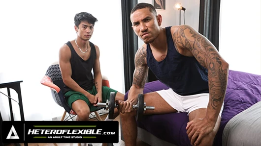 Heteroflexible - heteroflexible - heteroseksüel adam Axel Green kasım ayında kankam Luca Knight ile anal seks yapıyor