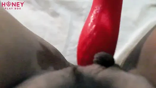 Işim bitene kadar yeni süper güçlü vibratörümü test ediyorum